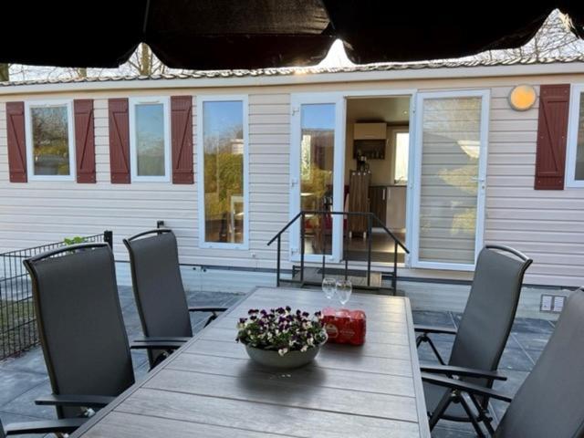 Hotel Chalet Kajuit 418 Op 5 Sterren Camping Bergumermeer Suameer Zewnętrze zdjęcie